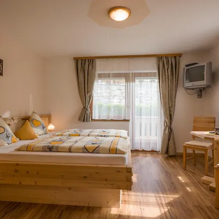 Gaestehaus Rahm - Familie Wechselberger * Zell am Ziller