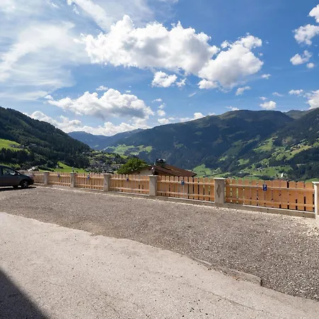Gaestehaus Rahm - Familie Wechselberger * Zell am Ziller
