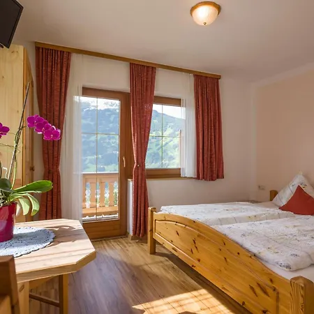 Gaestehaus Rahm - Familie Wechselberger Zell am Ziller
